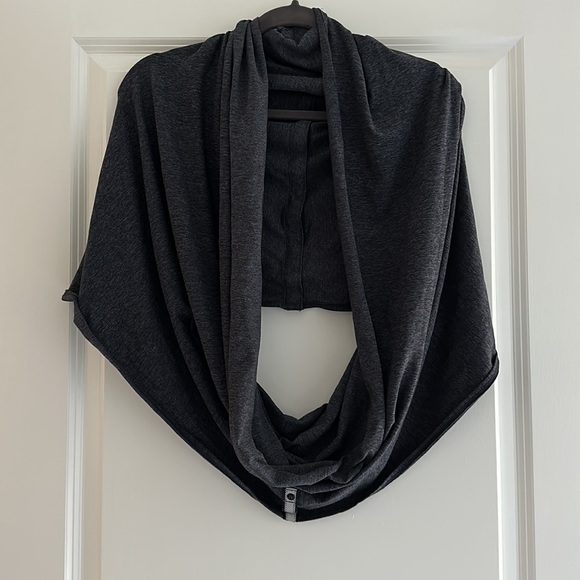 Lululemon Vinyasa Scarf - Picture 2 of 4